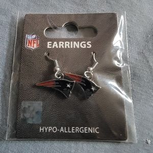 New NFL New England Patriots logo earrings
